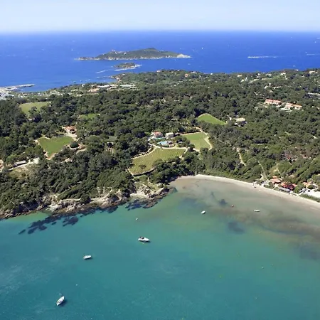 Appartement Joli Climatisé Au Port De - Proche Plages Et Commerces - Linge De Maison Fourni *