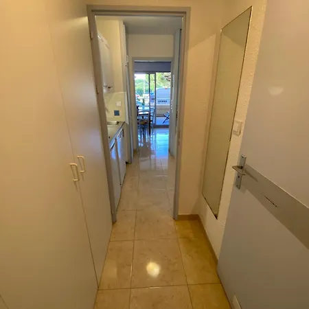 Διαμέρισμα Joli Climatise Au Port De - Proche Plages Et Commerces - Linge De Maison Fourni