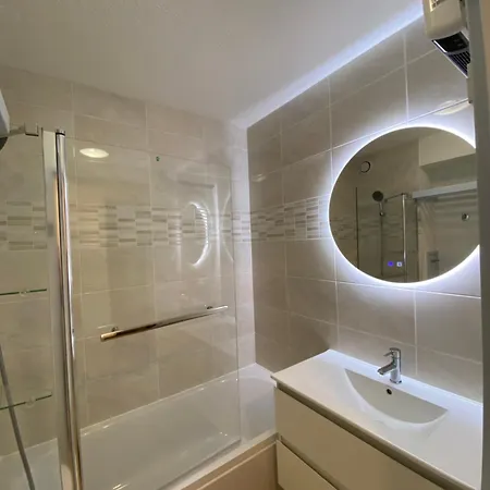 Apartament Joli Climatise Au Port De - Proche Plages Et Commerces - Linge De Maison Fourni Hyères