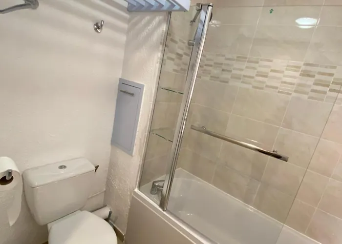 Διαμέρισμα Joli Climatise Au Port De - Proche Plages Et Commerces - Linge De Maison Fourni *